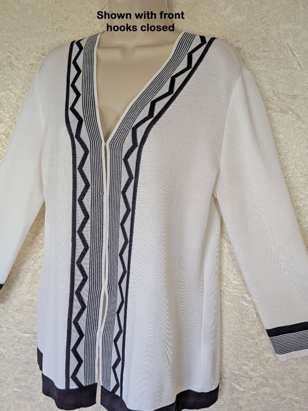 40" bust MISOOK knit blazer, White, Black striped trim, V neck, Hidden hooks - Picture 11 of 16